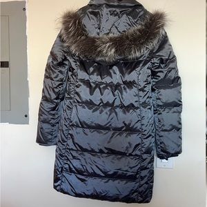 EUC TUMI Down-filled Coat with Detachable Fur Hood
